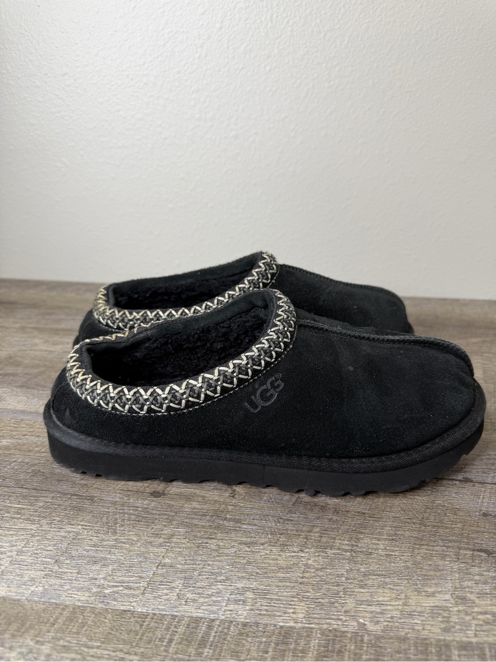UGG Australia Tasman Slipper Women's Shoes 9 US - Black